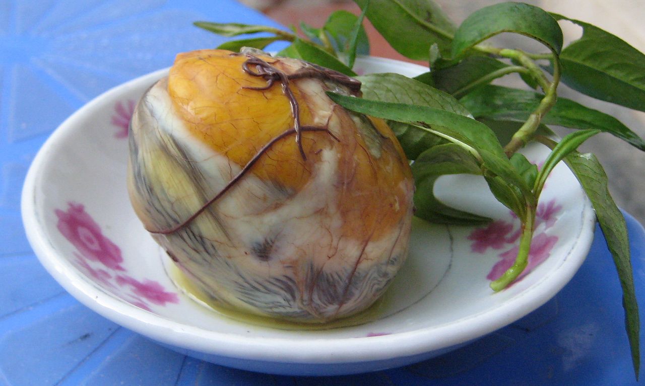 Trứng vịt lộn tại Đà Nẵng
